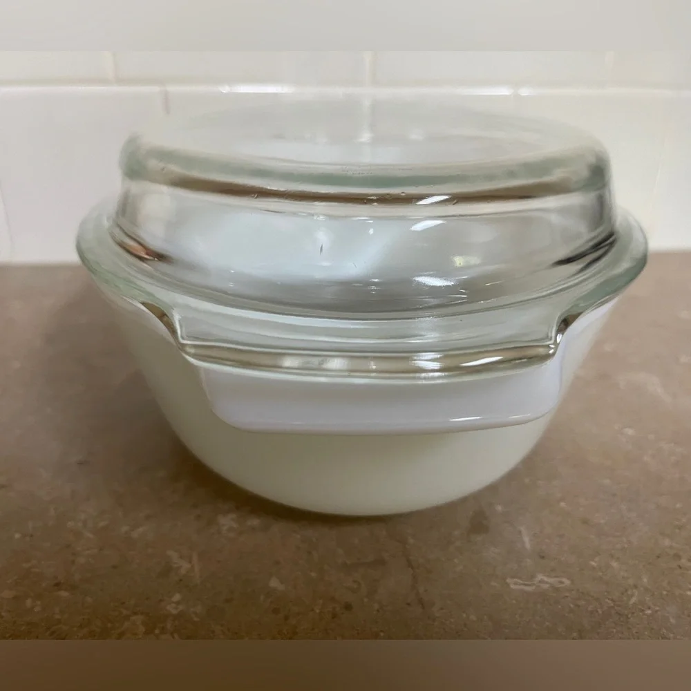 Vintage Anchor Hocking Fire King Oval 1.5 Qt #433 Casserole W/Lid Cornflower